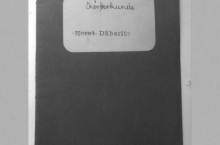 Grau_Hochformat_Ein-ganz-normales-Schulheft_neu